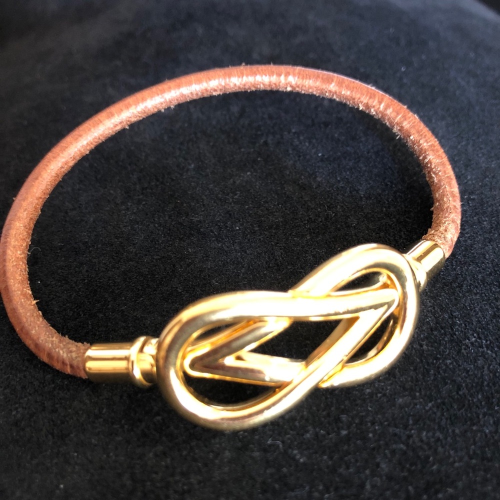 ❤️Beautiful Hermes Atame Leather Charm bracelet❤️